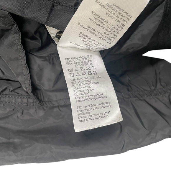 Alpha Industries Size XS Reversible MA-1 Bomber Jacket in Black - Picture 8 of 11